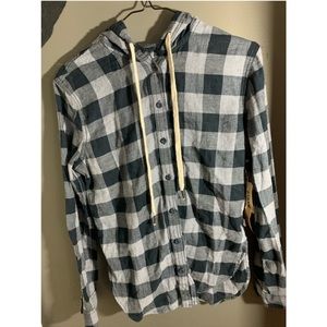 GARAGE xs hooded Girlfriend plaid flannel (blue/navy plaids)